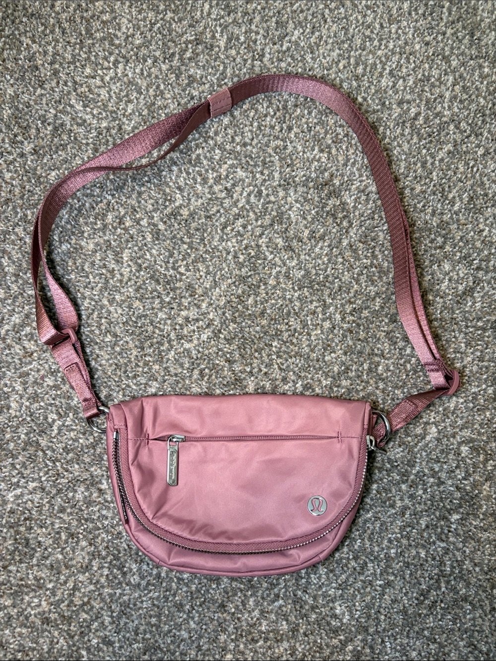 NWOT Lululemon All Night Festival Bag 1L